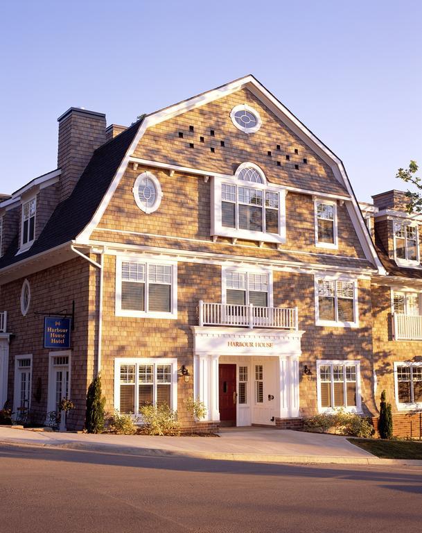 Harbour House Hotel Niagara-on-the-Lake Exterior photo